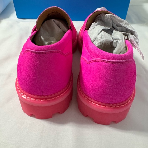 John Fluevog Vibrant Fuchsia Loafers - Picture 3 of 6